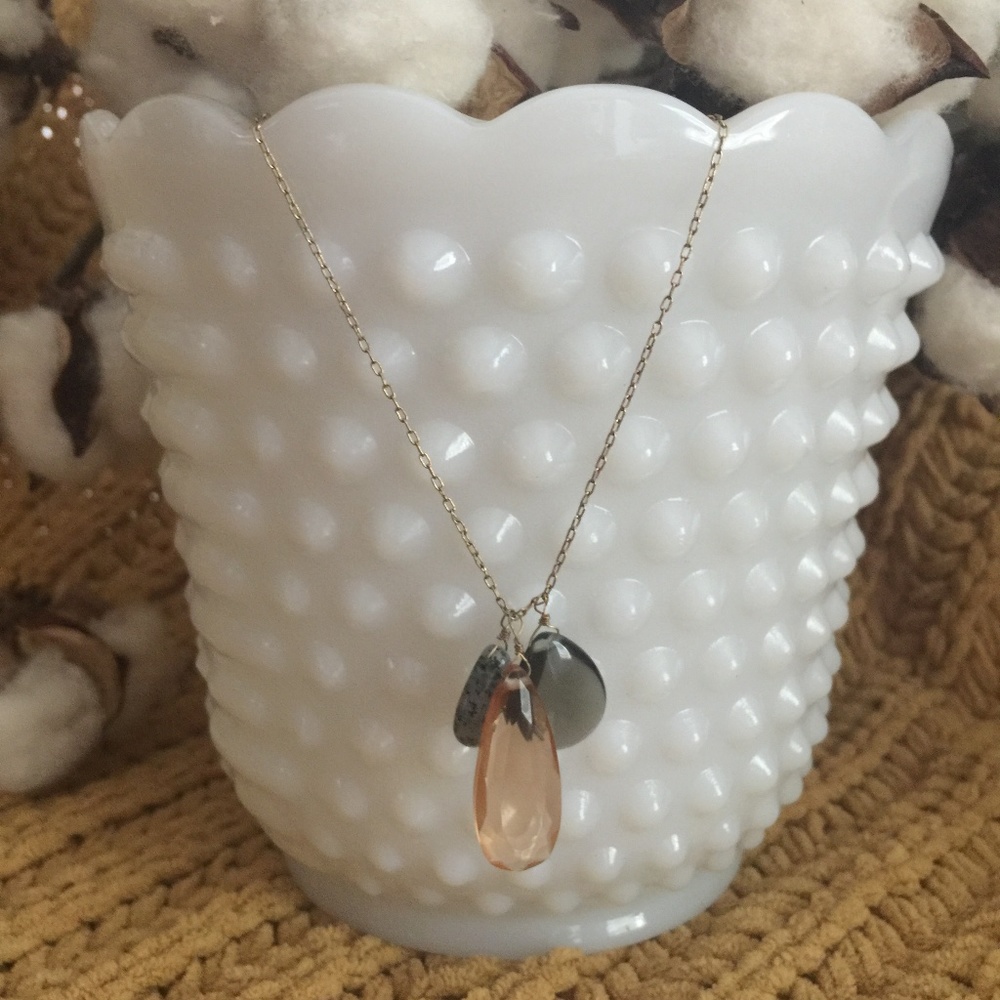 Banana Republic pendant necklace